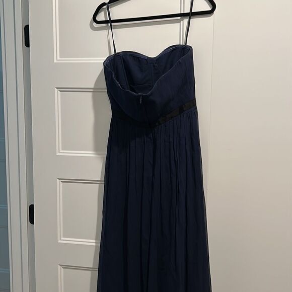 BCBGMaxazria 100% silk solid blue strapless gown 8 - Picture 6 of 7